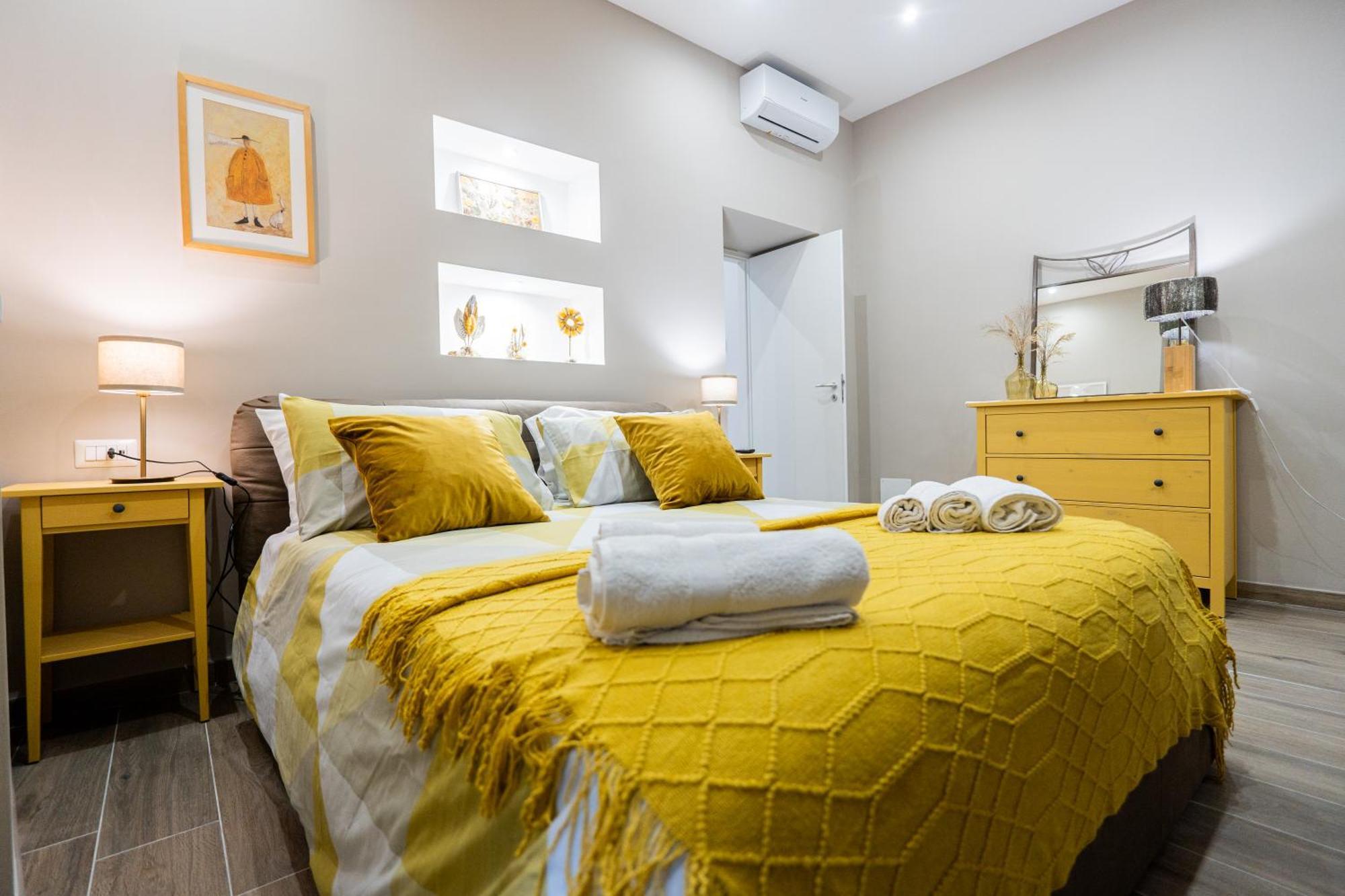 La Casa Di Bianca - Modern Suites Near Plebiscito Неаполь Экстерьер фото