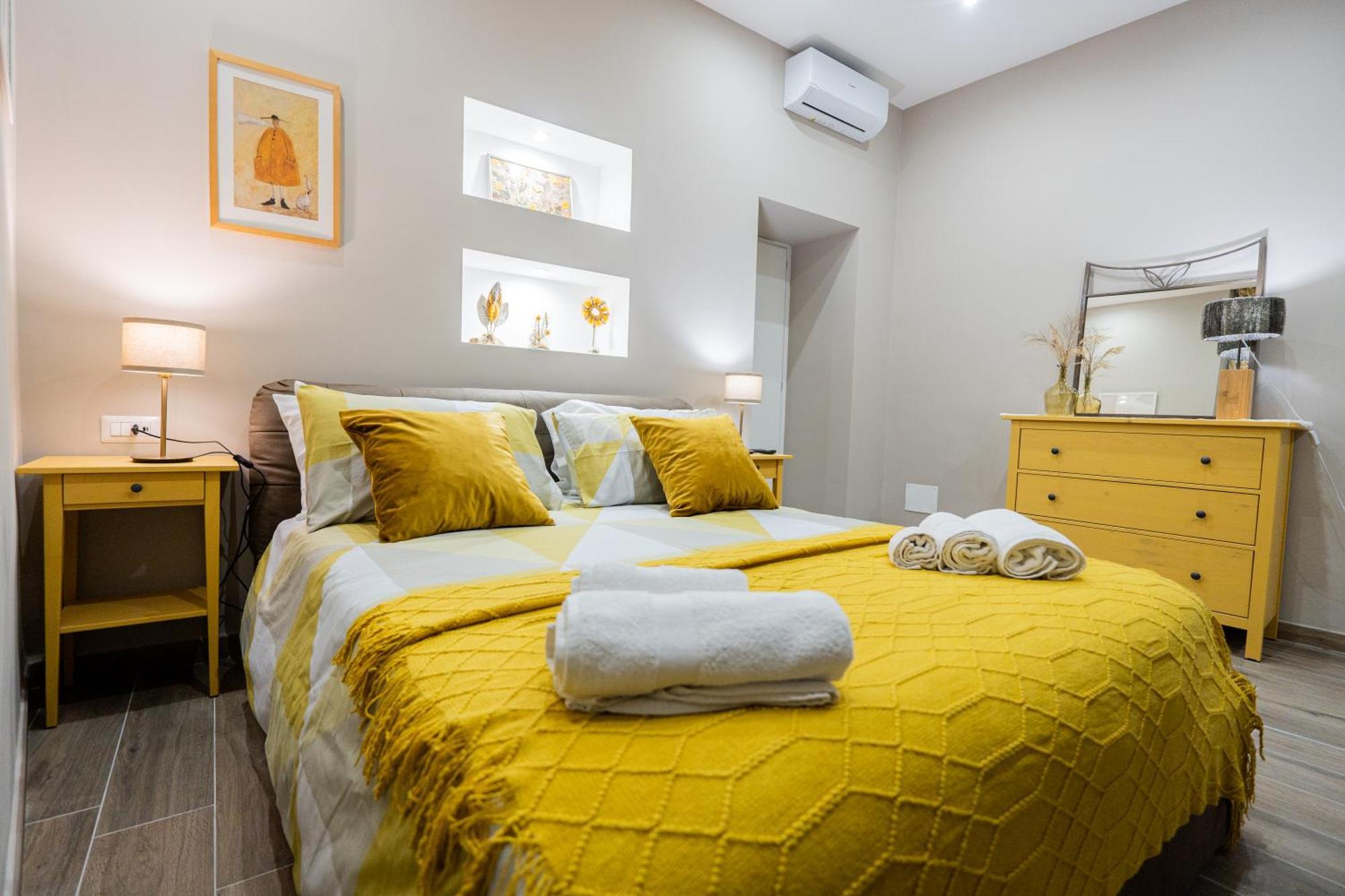 La Casa Di Bianca - Modern Suites Near Plebiscito Неаполь Экстерьер фото