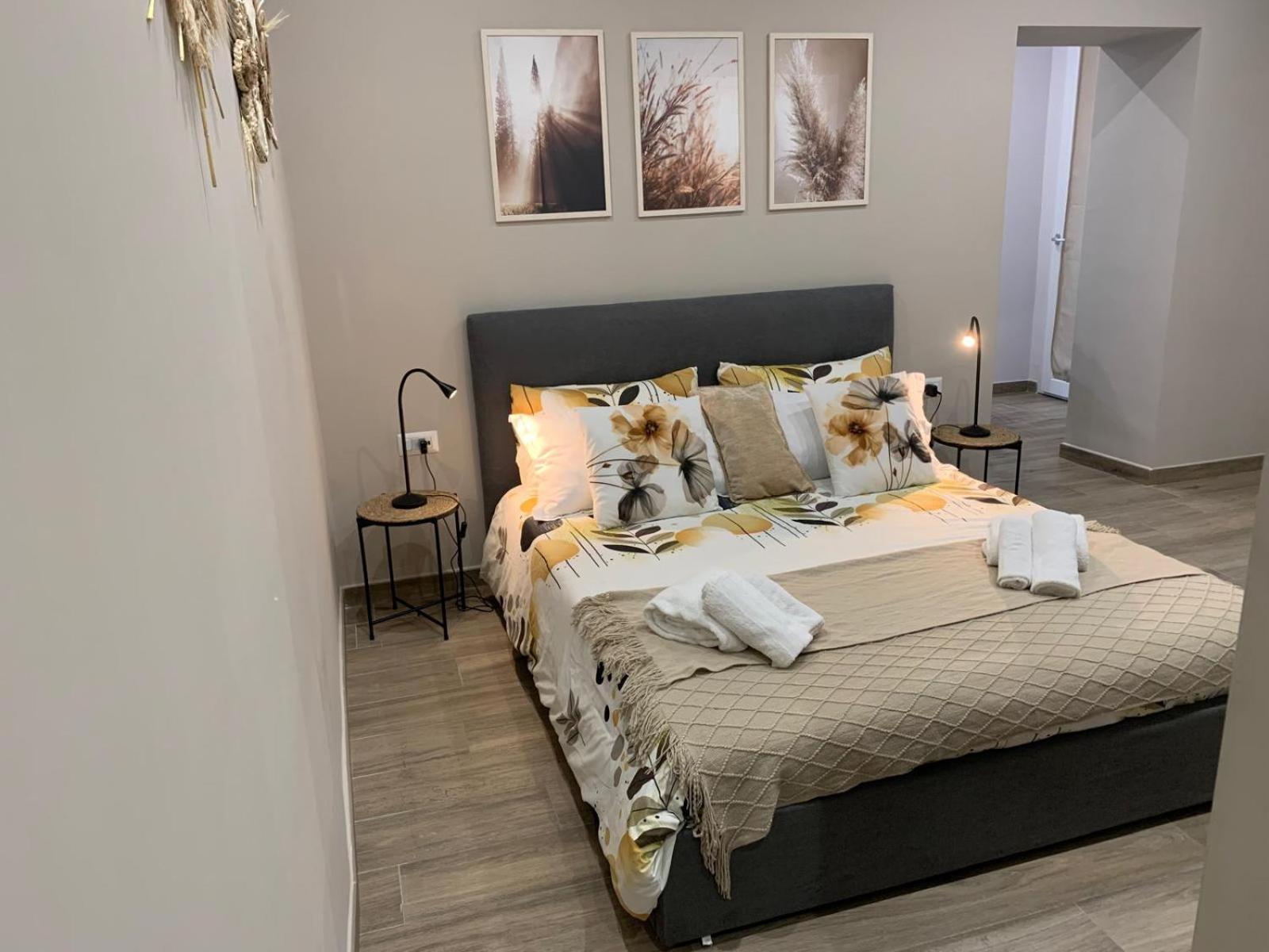 La Casa Di Bianca - Modern Suites Near Plebiscito Неаполь Экстерьер фото